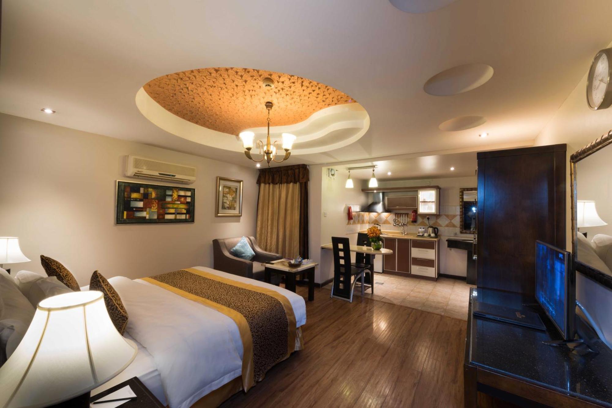 Boudl Al Masif Aparthotel 4*