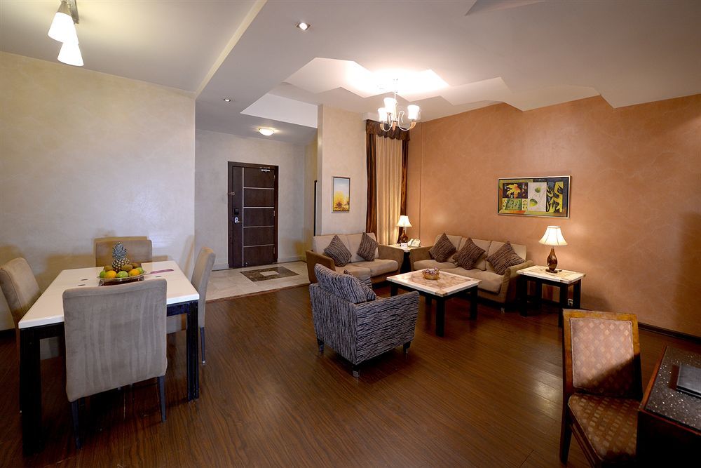 Aparthotel Boudl Al Masif 4*